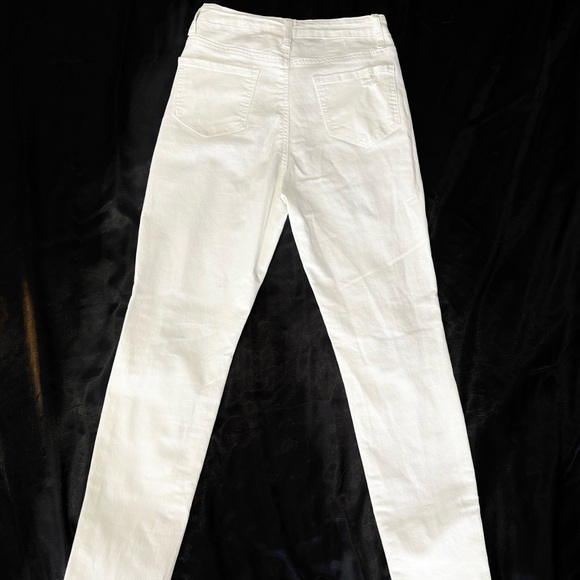 White Ripped Jeans - Picture 4 of 5